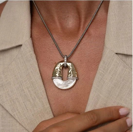 Medalha Gümüs Prata e Ouro com Madrepérola e Zircónias BEP558MZ