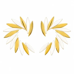 BR2451758_2 Brincos Prata Dourada com Esmalte Branco